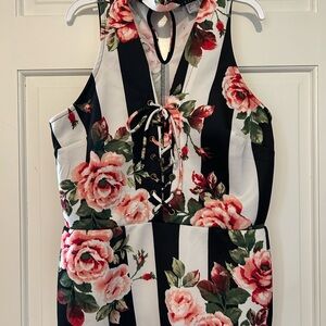 VENUS Floral Lace-Up Tank Top - Black and Pink